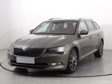 Skoda Superb III Kombi 2.0 TSI 280KM 2017 Skoda Superb 2.0 TSI, Salon Polska, Serwis ASO, zdjęcie 1