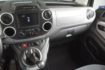 Citroen Berlingo II Van Facelifting 2015 1.6 BlueHDi 100KM 2017 Citroen Berlingo 1.6 HDI kamera cofania Car Play, zdjęcie 24