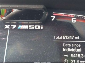 BMW X7 2020 BMW X7 M50i 2020 4.4 Benzyna 523KM, zdjęcie 11