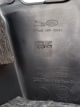 JAGUAR F PACE KRYT PRAHU PRAVÁ LEVÝ J8A2-13244-A J8A2-13245-A