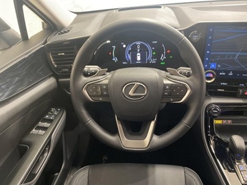 Lexus NX II SUV Facelifting 2.5 450h+ 309KM 2024 Lexus NX 450h+ Prestige AWD II (2021-) Lexus NX 45, zdjęcie 11