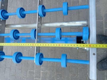 Przenośnik rolkowy stół rolkowy rolki podające super stan 3m x 7 szt.