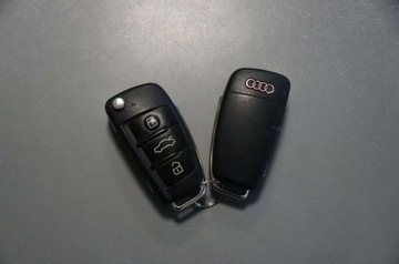 Audi A3 8V Hatchback 3d 2.0 TDI 184KM 2013 Audi A3 Sportback 2.0 TDI CR 184 KM, 4x4, S-Line, Automat, Navi, Alcantara, zdjęcie 33