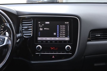 Mitsubishi Outlander III SUV PHEV Facelifting 2020 2.4 PHEV 224KM 2021 Mitsubishi Outlander 2.4 PHEV, 4X4, Automat, zdjęcie 11