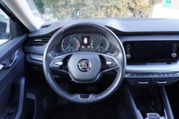 Skoda Octavia IV Liftback 1.0 TSI EVO 110KM 2022 Skoda Octavia DSG, e-Tec, Swiatla LED,Polski salon Bezwypadek,Kamera, Temp, zdjęcie 14