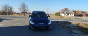 Hyundai i30 I Hatchback 1.4 109KM 2010 Hyundai i30 1.4 benz ,bezwypadek ,klimatyzacja,zadbany 1.4 Benzyna 109KM, zdjęcie 2