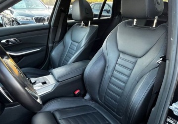 BMW Seria 3 G20-G21 Touring 2.0 330e 292KM 2022 BMW Seria 3 330e 292 KM Plug-In Laser M Sport Navi ACC Head Up Panorama 2.0, zdjęcie 18