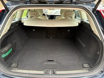 Volvo V60 II  Kombi 2.0 D3 150KM 2020 Volvo V60 2.0 D3 150 KM Skóry Kamera Hak FV23%, zdjęcie 27