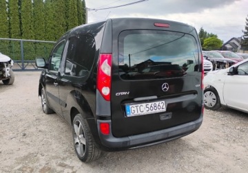 Mercedes Citan W415 Tourer 1.5 109 CDI 90KM 2016 Mercedes-Benz Citan 2016r, 1.5 DCI. Lekko uszkodzony przod. Jezdzi. Faktur, zdjęcie 3