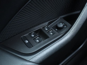 Skoda Octavia IV Scout 1.5 TSI ACT 150KM 2022 Skoda Octavia 1.5 TSI, Salon Polska, Serwis ASO, zdjęcie 12