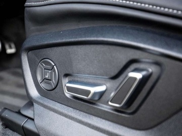 Audi Q7 II 2025 AUDI Q7 55 TFSI e quattro S Line Suv 3.0 (394KM) 2025, zdjęcie 5