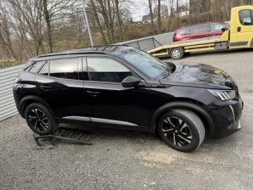 Peugeot 2008 II SUV 1.5 BlueHDi 130KM 2021 Peugeot 2008 GT. Skóra. Virtualny kokpit. Ledy., zdjęcie 3