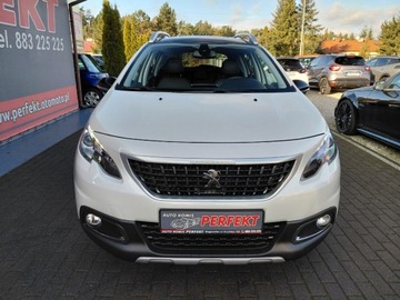 Peugeot 2008 I SUV Facelifting 1.2 PureTech 130KM 2019 Peugeot 2008 Panorama Navi Kamera PDC Alu 1.2 Benzyna 130KM, zdjęcie 1
