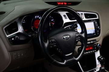 Kia Ceed I SW Facelifting 1.6 CRDi VGT 128KM 2012 Kia Ceed 1.6 110KM Jasne Wnetrze Navi Kamera ..., zdjęcie 22