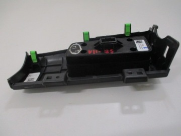 ПАНЕЛЬ УПРАВЛЕНИЯ HYUNDAI TUCSON III 93710-D7400TRY