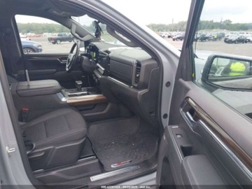 Chevrolet Silverado II 2024 Chevrolet Silverado 1500 Short Bed Rst 2024 5.3l 5.3 Benzyna 355KM, zdjęcie 9