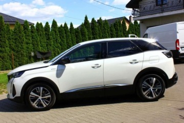 Peugeot 3008 II Plug-In Hybrid Facelifting 1.6 HYBRID 225KM 2023 Peugeot 3008 1.6 Hybrid 225KM EAT8 Allure Bezwypadkowy Serwisowany Ladne A, zdjęcie 6