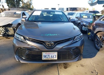 Toyota Camry IX 2019 Toyota Camry LE od ubezpieczalni 2.5 Benzyna 203KM, zdjęcie 1