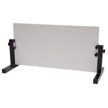 Тренажер для настольного тенниса из цельного дерева.