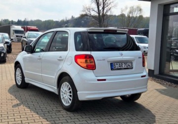 Suzuki SX4 I 2010 Suzuki SX4 1,60 Ben 107 km 1.6 Benzyna 107KM, zdjęcie 3