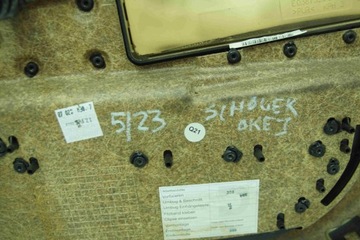 ОБИВКА ДВЕРИ ЛЕВАЯ MERCEDES SL R230 02-