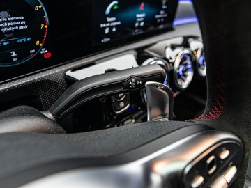 Mercedes Klasa A W177/V177 Sedan AMG 2.0 AMG 35 306KM 2021 MERCEDES-BENZ A Klasa A 35 AMG Sedan 2.0 306KM 2021, zdjęcie 18