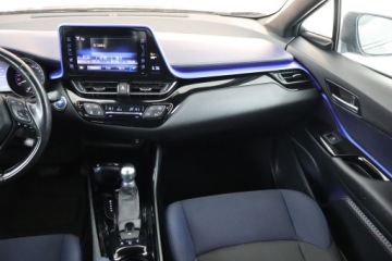 Toyota C-HR I Crossover 1.8 Hybrid 122KM 2017 Toyota C-HR 1.8 Hybrid, Salon Polska, Serwis ASO, zdjęcie 7