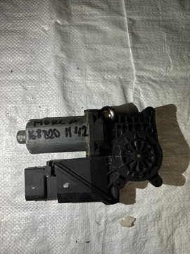 MERCEDES W168 MOTOR OKNO 1688201142
