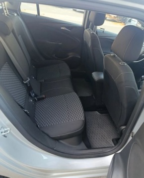 Opel Astra K Sports Tourer 1.6 CDTI 110KM 2017 Opel Astra Pierwszy wlasciciel. Salon Polska 1.6 Diesel 110KM, zdjęcie 9