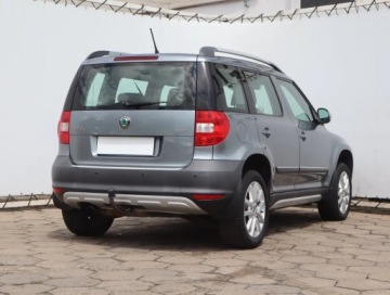 Skoda Yeti Minivan 1.8 TSI 4x4 160KM 2010 Skoda Yeti 1.8 TSI, Salon Polska, Serwis ASO, zdjęcie 4