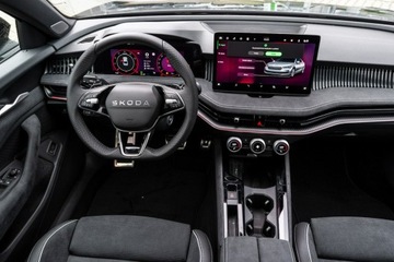 Skoda Superb IV Liftback 2.0 TSI 204KM 2025 Škoda Superb Skoda Superb Sportline 2.0 TSI 204, zdjęcie 16