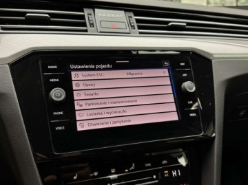 Volkswagen Passat B8 Variant Facelifting 1.5 TSI EVO 150KM 2023 Volkswagen Passat Variant Business Kamera cofania CarPlayAndroid Auto P, zdjęcie 31