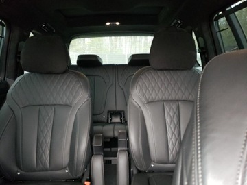 BMW X7 2022 BMW X7 M50I 2022 4.4l 4.4 Benzyna 523KM, zdjęcie 10
