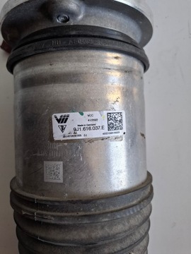 PORSCHE TAYCAN LEVÝ 9J1 9J1616037E TLUMIČ PŘEDNÍ OE