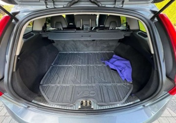 Volvo V60 I Kombi Facelifting 2.0 D2 DRIVE-E 120KM 2015 Volvo V60 Lift V60 2.0D2 Automat MOMENTUUM Serwis Zadbane 1-wlasc, zdjęcie 6