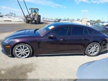 Porsche Panamera II Executive 3.0 330KM 2018 Porsche Panamera 2018r., Panamera 4, od ubezpieczalni 3.0 Benzyna 330KM, zdjęcie 3
