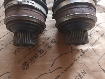 Передний кардан Audi A4 8K A5 8T 8K0407271AL 12KM