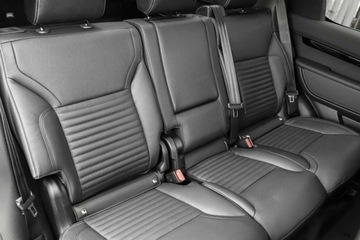 Land Rover Discovery V Terenowy Facelifting 3.0D I6 249KM 2024 Discovery V D250 Dynamic SE 3.0 (249KM) 2024, zdjęcie 12