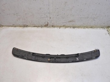 РЕШЕТКА ВПУСКА КАПОТА MERCEDES W203 LIFT 2038800205