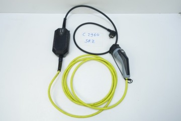 ŁADOWARKA PASSAT GOLF UP 12E971675CL