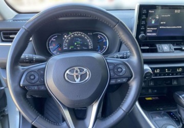 Toyota RAV4 V SUV 2.5 Hybrid Dynamic Force 222KM 2022 Toyota RAV4 2.5 Hybrid Adventure 4x4 Skyview ASO Salon PL 2.5 Hybryda, zdjęcie 17