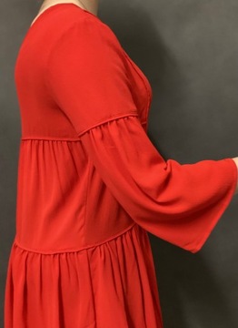 Czerwona sukienka dekolt na plecach Reserved r. 42