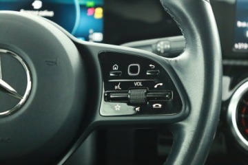 Mercedes Klasa A W177/V177 Hatchback 1.3 200 163KM 2019 Mercedes A A 200, Salon Polska, Serwis ASO, zdjęcie 16