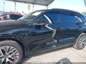 Audi Q8 2024 Audi Q8 E-Tron Premium Plus Quattro 2024 Elektryczny 355KM, zdjęcie 2