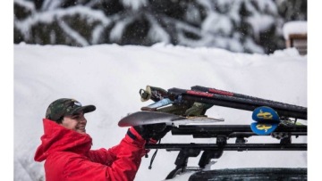 Yakima FATCAT 6 серебряный держатель для лыж