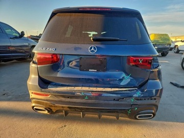 Mercedes GLB 2021 Mercedes-Benz GLB 250 2021 2.0 Benzyna 221KM, zdjęcie 2