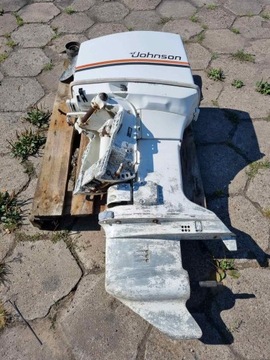 JOHNSON EVINRUDE 70 SILNIK ZABURTOWY * nakrętka