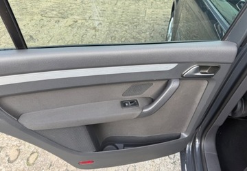 Volkswagen Touran II 1.6 TDI 105KM 2015 Volkswagen Touran VW Touran 1.6 Diesel 105KM, zdjęcie 22