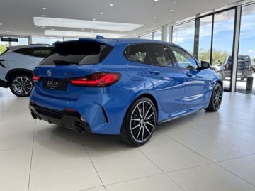 BMW Seria 1 F40 Hatchback M 2.0 M135i 306KM 2022 BMW Seria 1 M135i xDrive Pakiet M Performance Panorama Ambiente FV23, zdjęcie 3