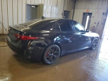 Alfa Romeo Giulia II Sedan Facelifting 2.0 Turbo 280KM 2020 Alfa Romeo Giulia 2020 2.0l 2.0 Benzyna 280KM, zdjęcie 3